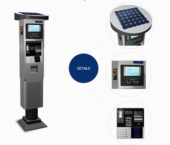 Compteur de stationnement solaire dans la rue