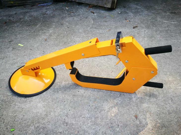 Pince de roue de stationnement